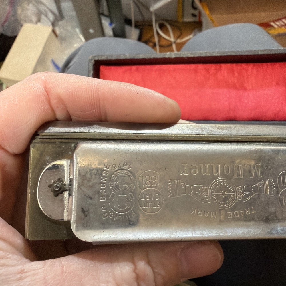 the chromonica Chromatic Harmonica c with case Germany