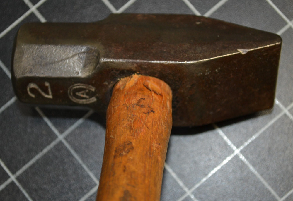 ATHA - 2# - CROSS PEIN ENGINEERS' HAMMER - ALL ORIGINAL