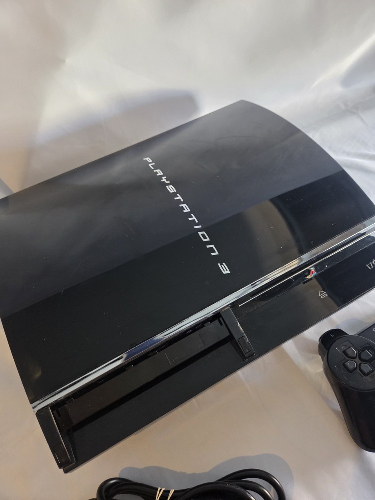 PlayStation 3 CECHA01 Backwards Compatible With Controller And Game.