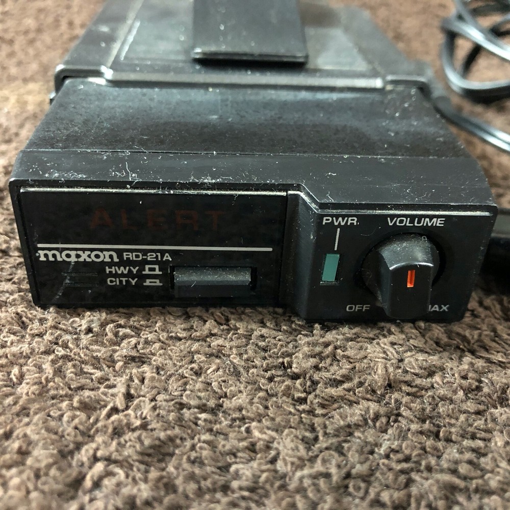 Nice Used Working RD-21A Maxon Mini Size Radar Detector
