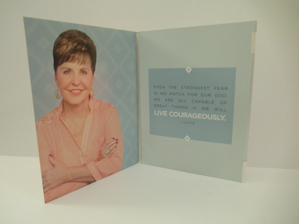 Joyce Meyer - Living Courageously (DVD + CD) 3-Disc Set
