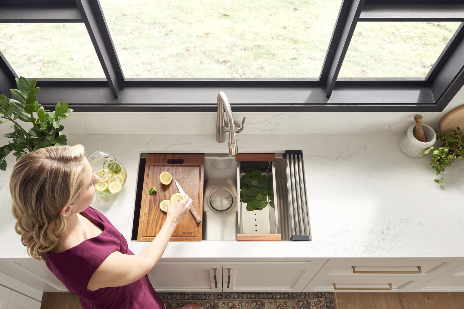 Ruvati 32-inch Undermount Workstation Kitchen Sink Single Bowl - RVH8300