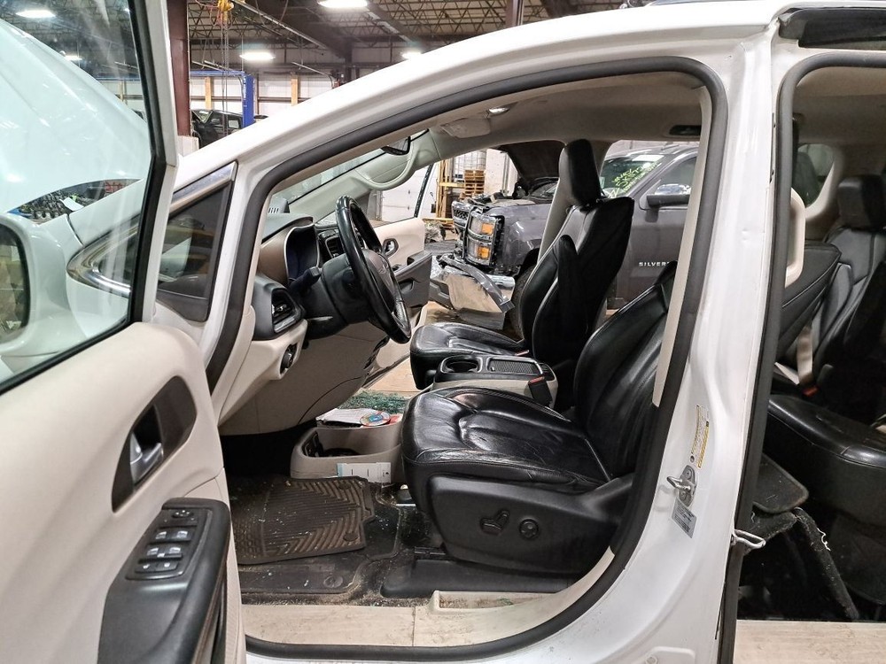 2017 Pacifica Jack Sku#4289514