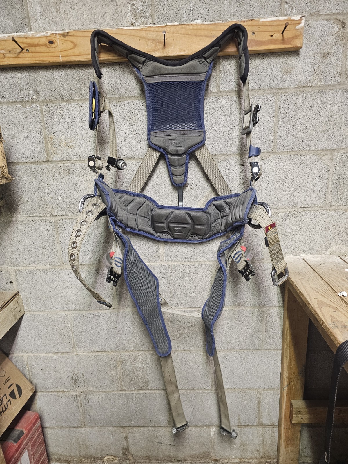 3M DBI-SALA EXOFIT STRATA XL FULL BODY HARNESS FALL PROTECTION 1112538 XL BELT