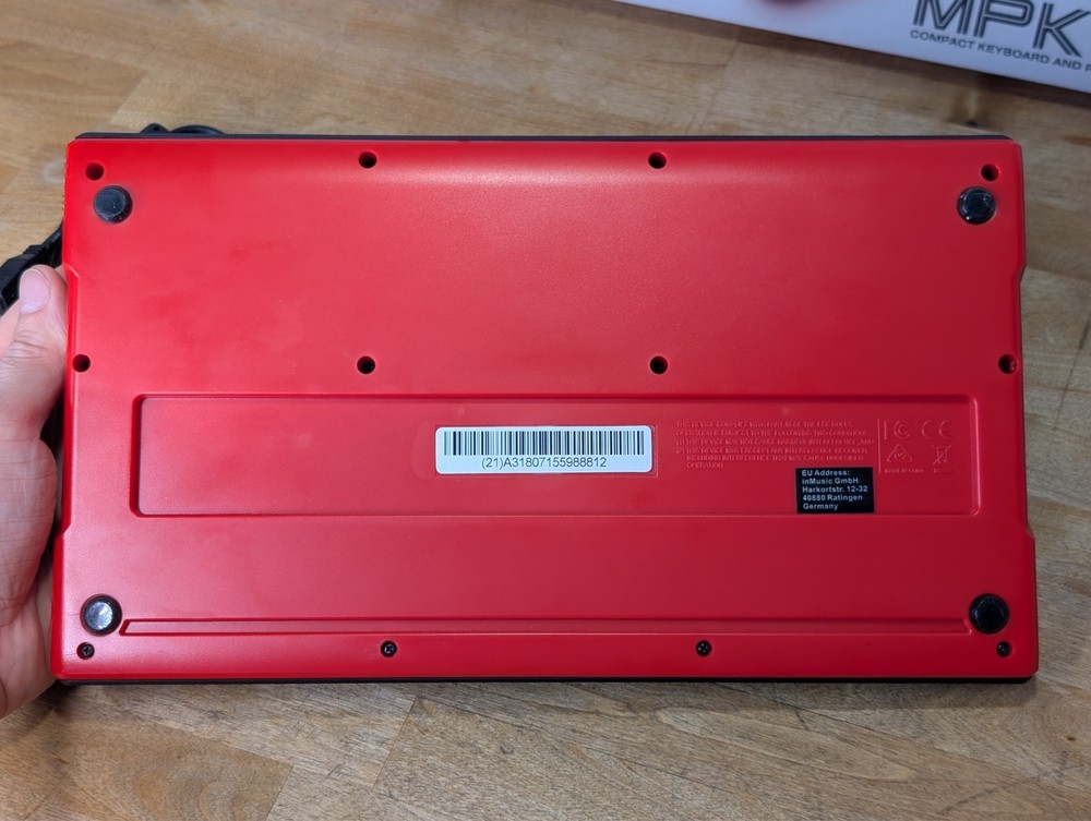 Akai MPK Mini Compact MIDI Keyboard Controller 25 Keys with Pads and Knobs