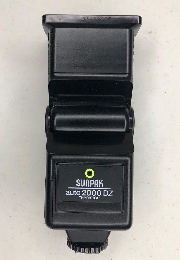 Used Sunpak Multi Dedicated Auto 2000DZ Thyristor/Flash - Tested w/ Box & Manual