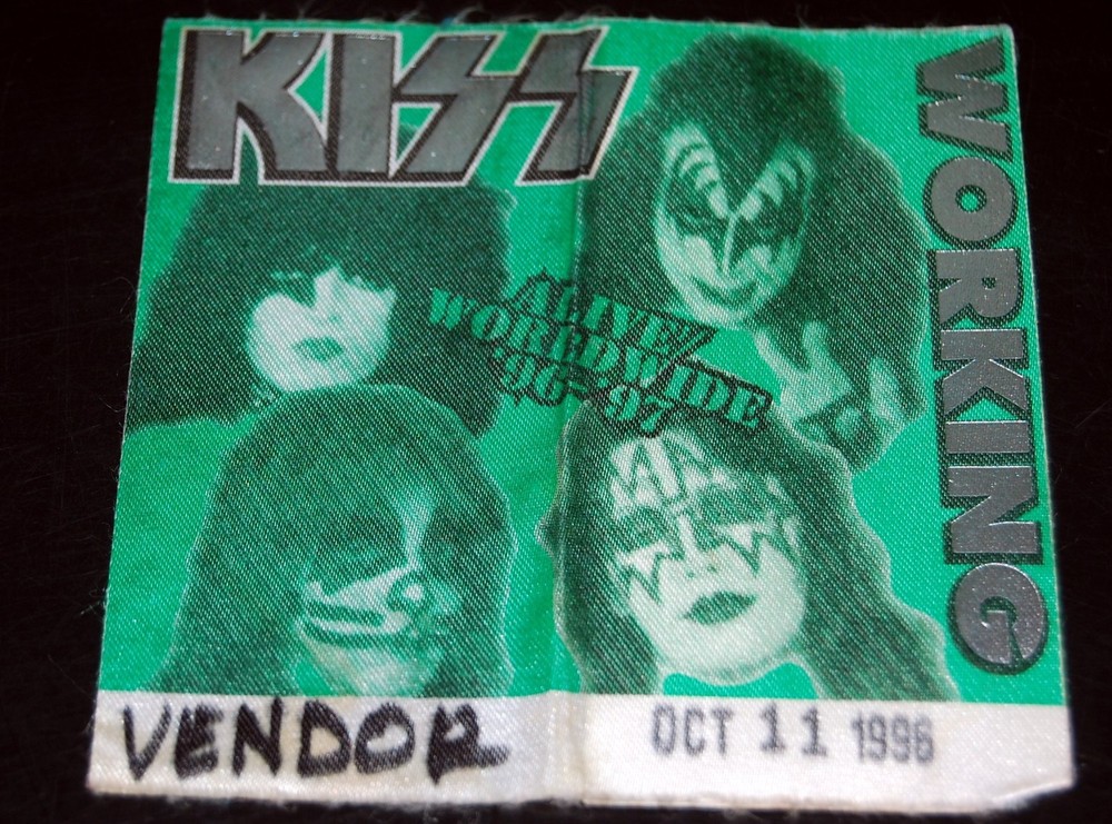 KISS Pass Alive Reunion Tour Vendor MerchBooth Philadelphia Concert 1996 Vintage
