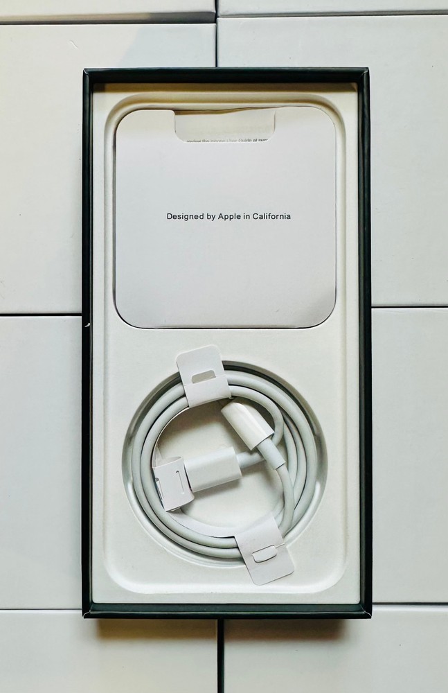 iPhone 12/12 Mini/12 Pro/Pro Max Box + Original USB-C Cable | Apple OEM Box