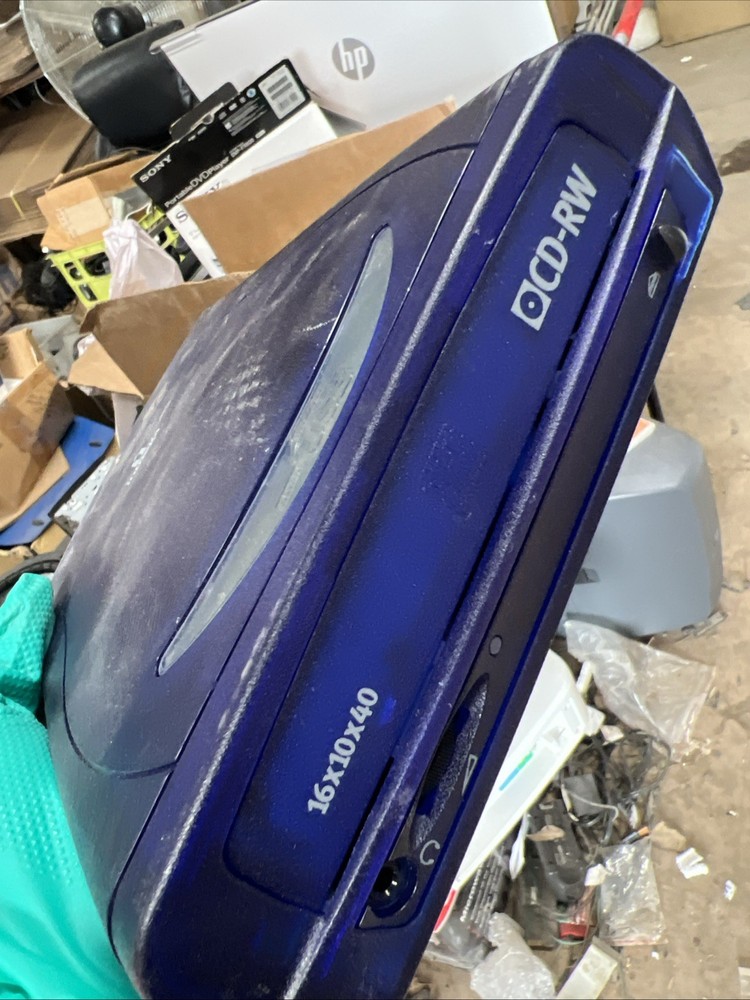 IOMEGA EXTERNAL CD-RW DRIVE CDRW6402EXT