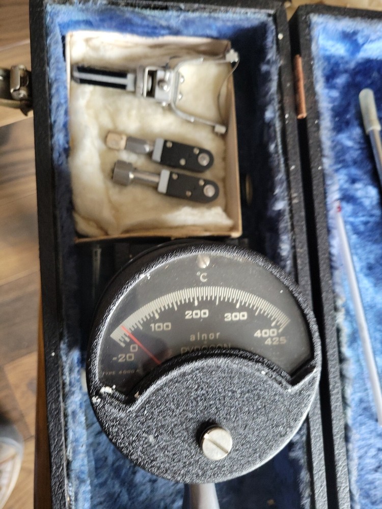 Vintage Alnor Pyrocon Pyrometer Thermometer