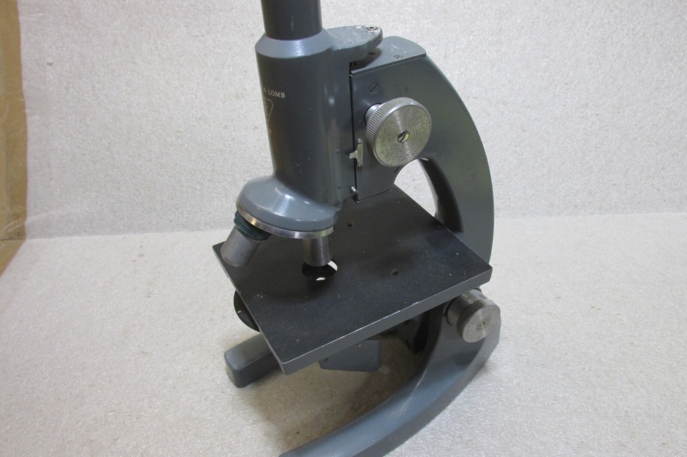 VINTAGE BAUSCH & LOMB S.T. MICROSCOPE