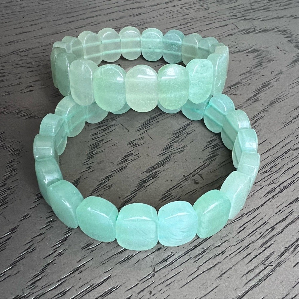 Green aventurine soft bangle 7’ (one)