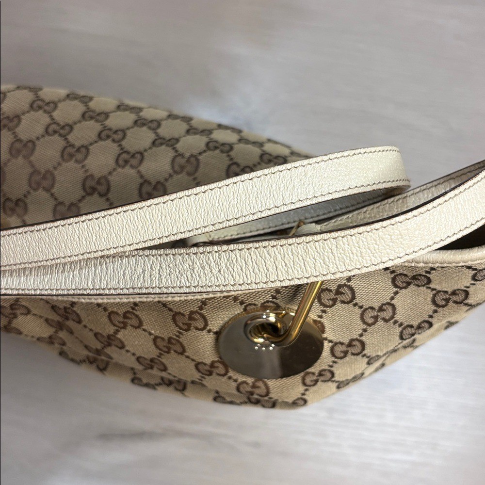 Gucci Beige and Brown Shoulder Bag