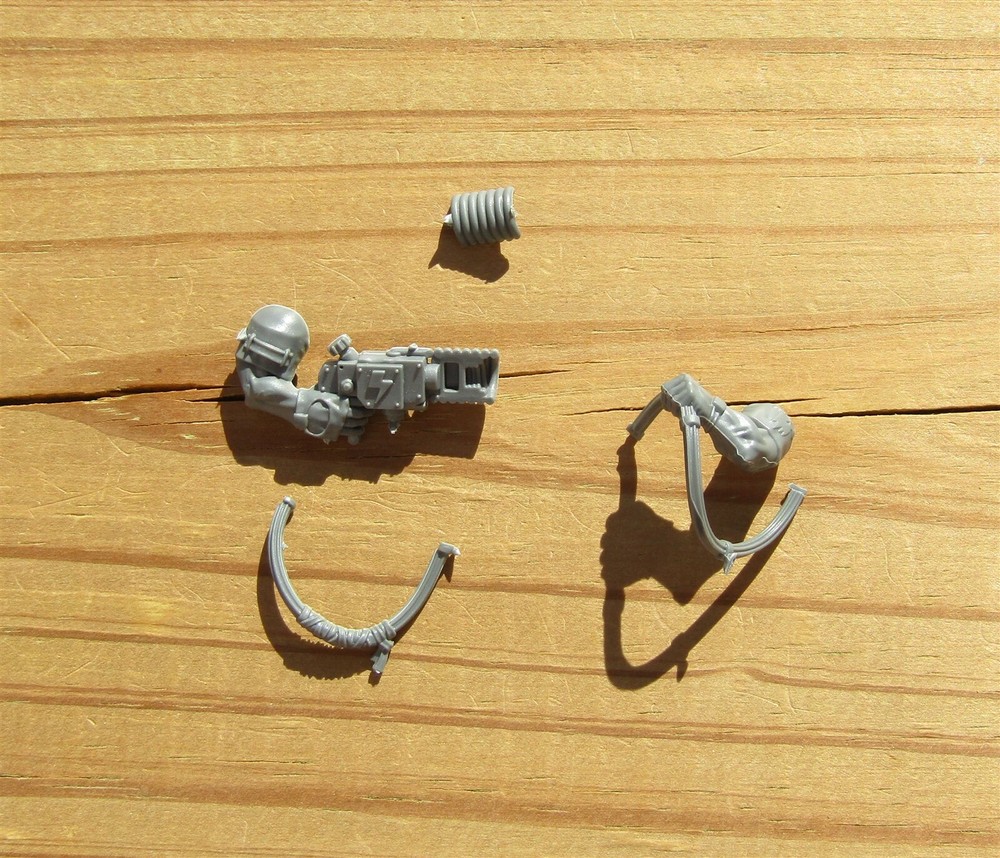 40K Orks Kommandos SPC E Comms Shokka Pistol Arms Bits