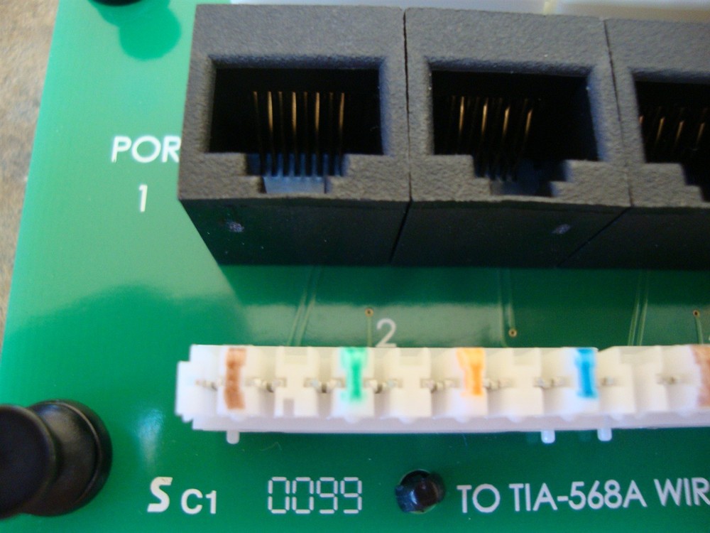 ICC Compact Module, CAT 6 Data, 8-Port ICRESCPB3C NEW open box
