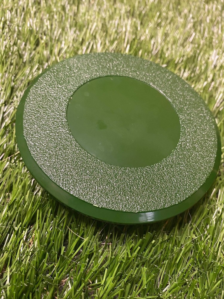 2 pcs Bad Dogs Golf Cup Covers - Optimize your putting green experience