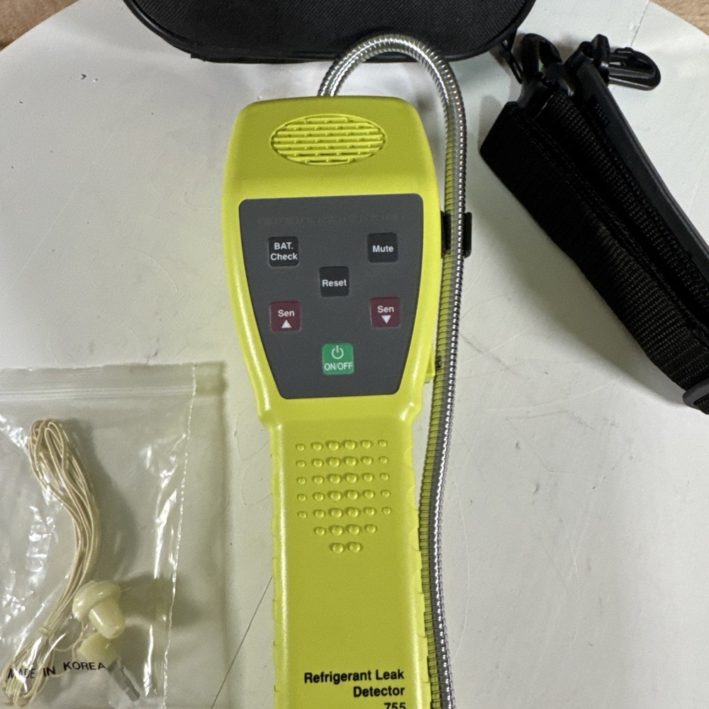 TPI 755 Refrigerant Leak Detector With Case
