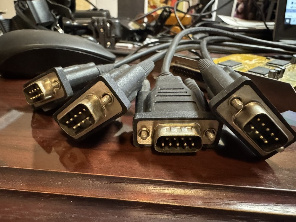 4 Port Serial PCI -E Card With Cables