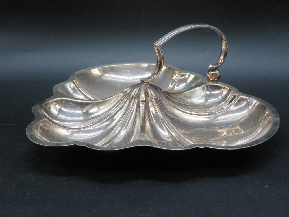 VTG EPNS Handled Silver Plate Bon-Bon Tray Shell Scallop 3 compartment 9.5"