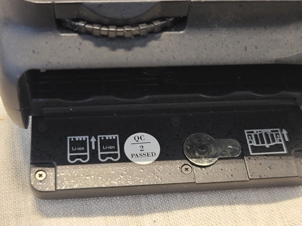 Nikon ND80S Multi Control Battery Pack Grip for D80 DSLR Camera READ!!!