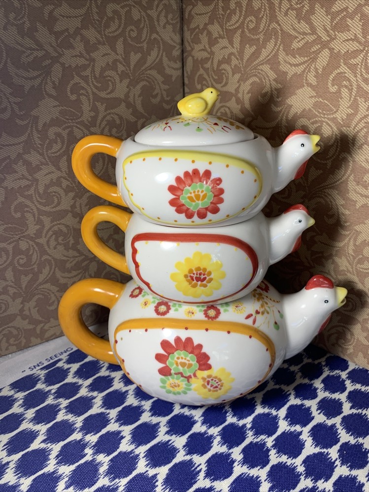 Bisquit Stackable Tea pot chickens Cute!