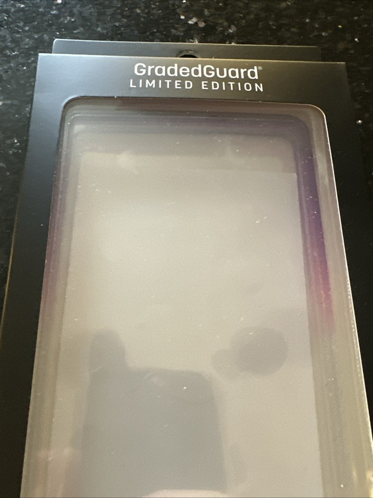 Graded Guard CGC Grape In Hand