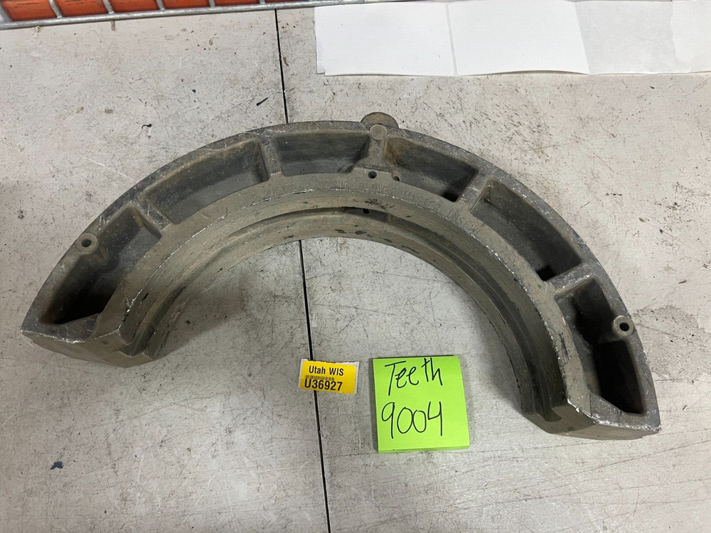 (QTY 1) Mcelroy 12IPS LOWER MASTER INSERT 2411802