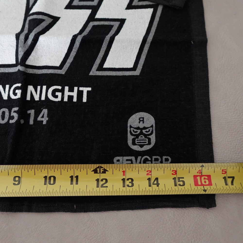 LA KISS Arena Football Rally Towel Opening Night 16.5" x 14.5 Original Owner