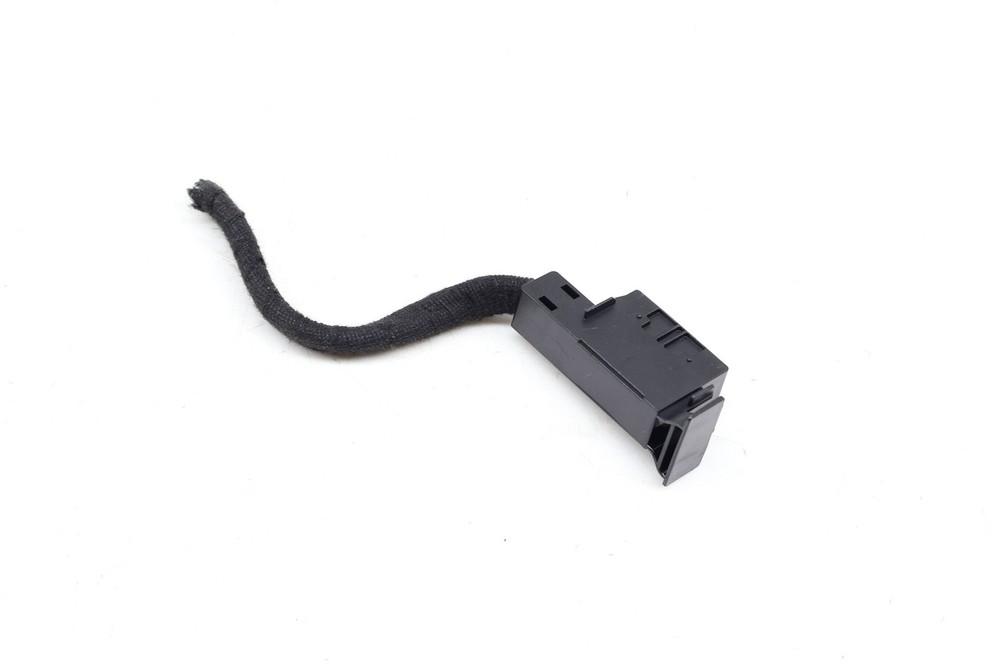 2012-2014 2016-2018 AUDI A7 C7 - Music Interface Cable 4F0035727