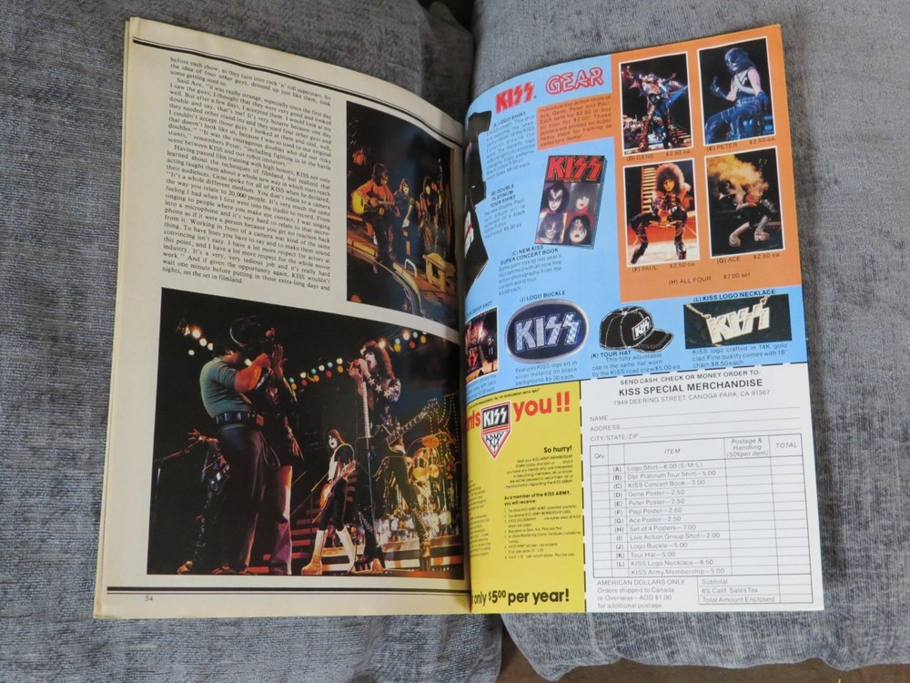 KISS MARVEL SUPER SPECIAL #5 COMIC BOOK WITH POSTER 1978 AUCOIN