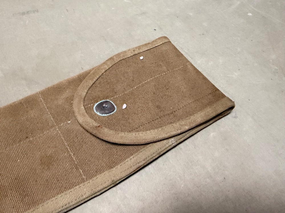 ORIGINAL WWII US ARMY M1919 BROWNINg SPARE BARREL CARRIER COVER