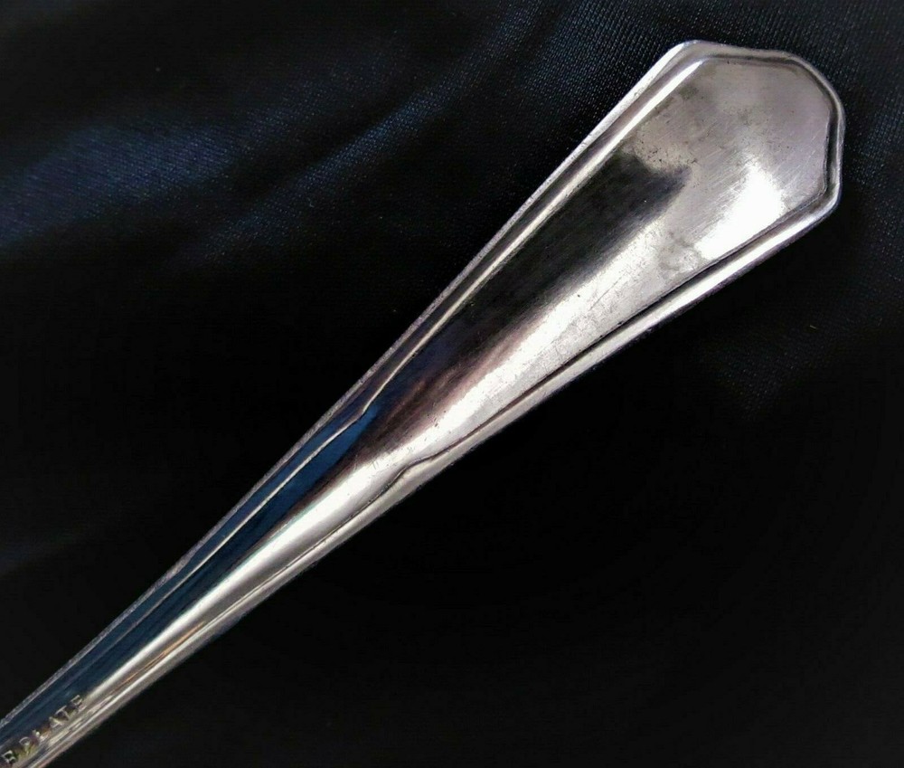 H. B. Co. Silverplate (Pattern Two) Teaspoon: 5 7/8 " Long: SHIPS FREE & INSURED