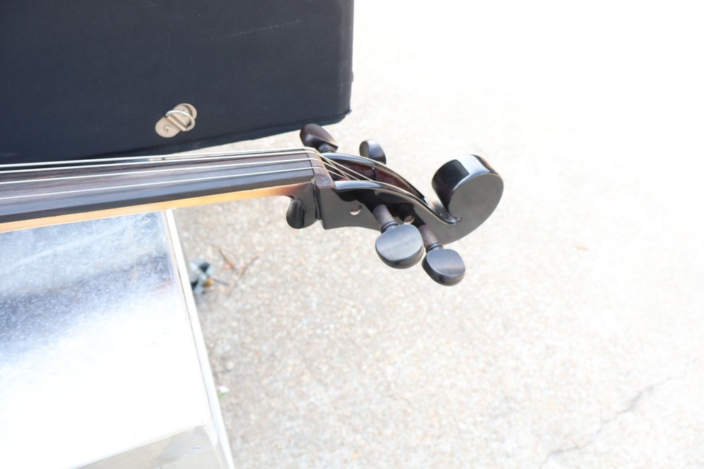 Straus Electric Cello NO Bow RM