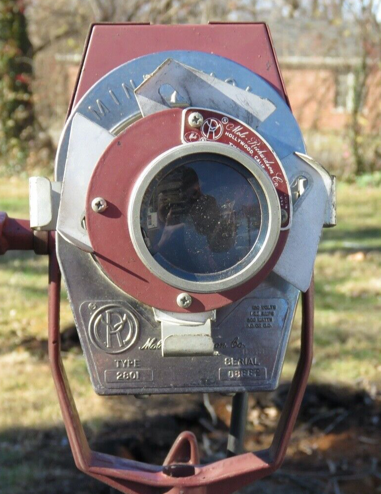 Mole Richardson Mini-Spot Optical, #59