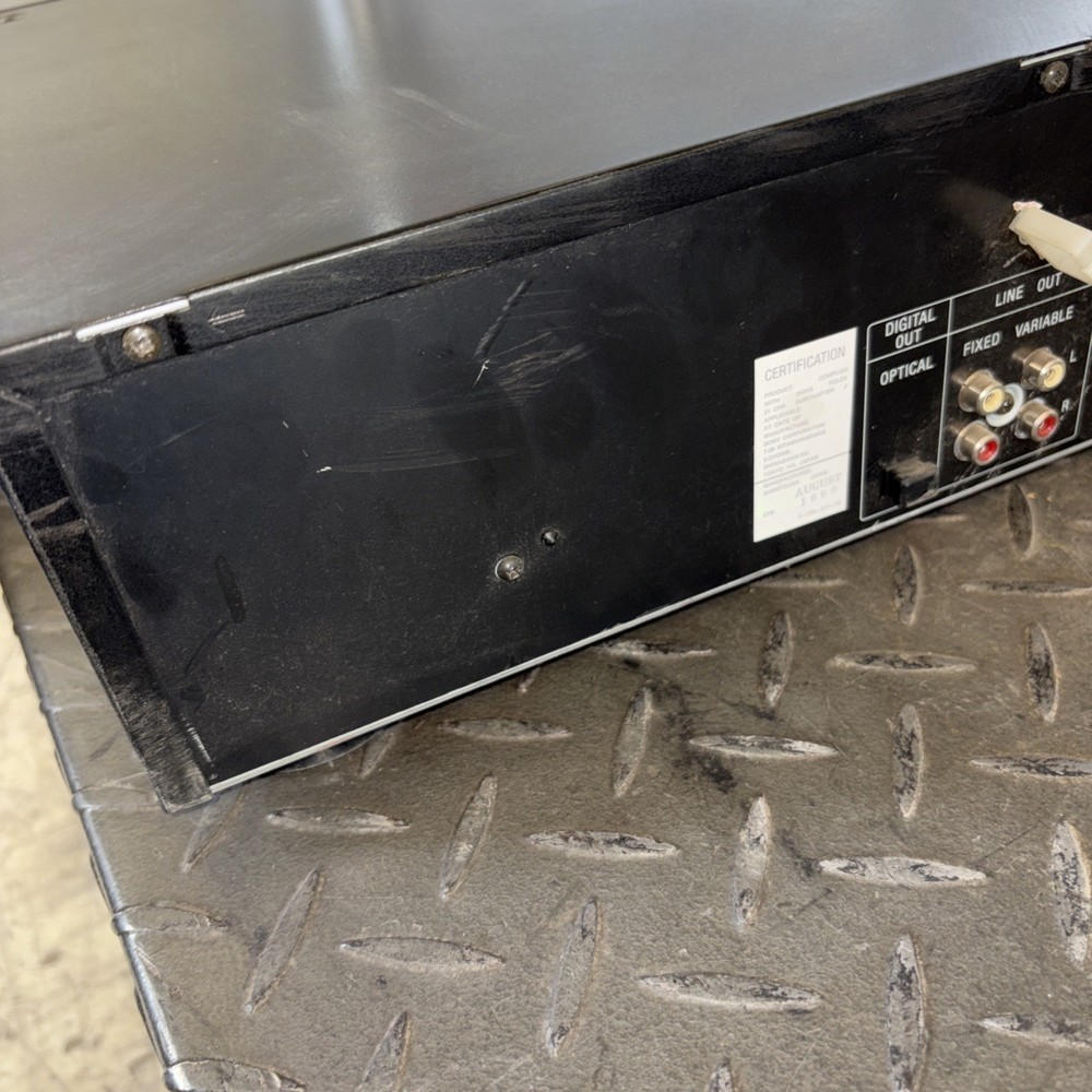 Sony CDP-C705 5 Disk Compact CD Player Optical & Stereo Out