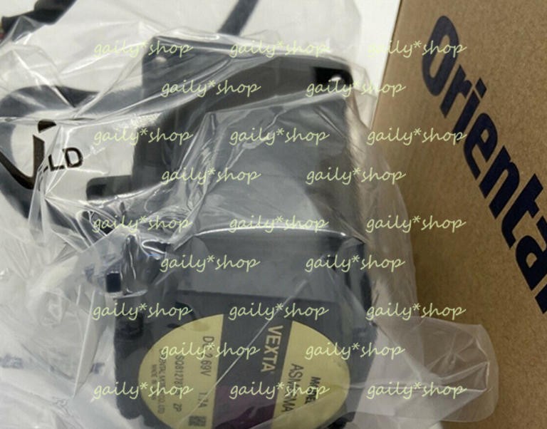 One VEXTA ASM66MA stepper motor New