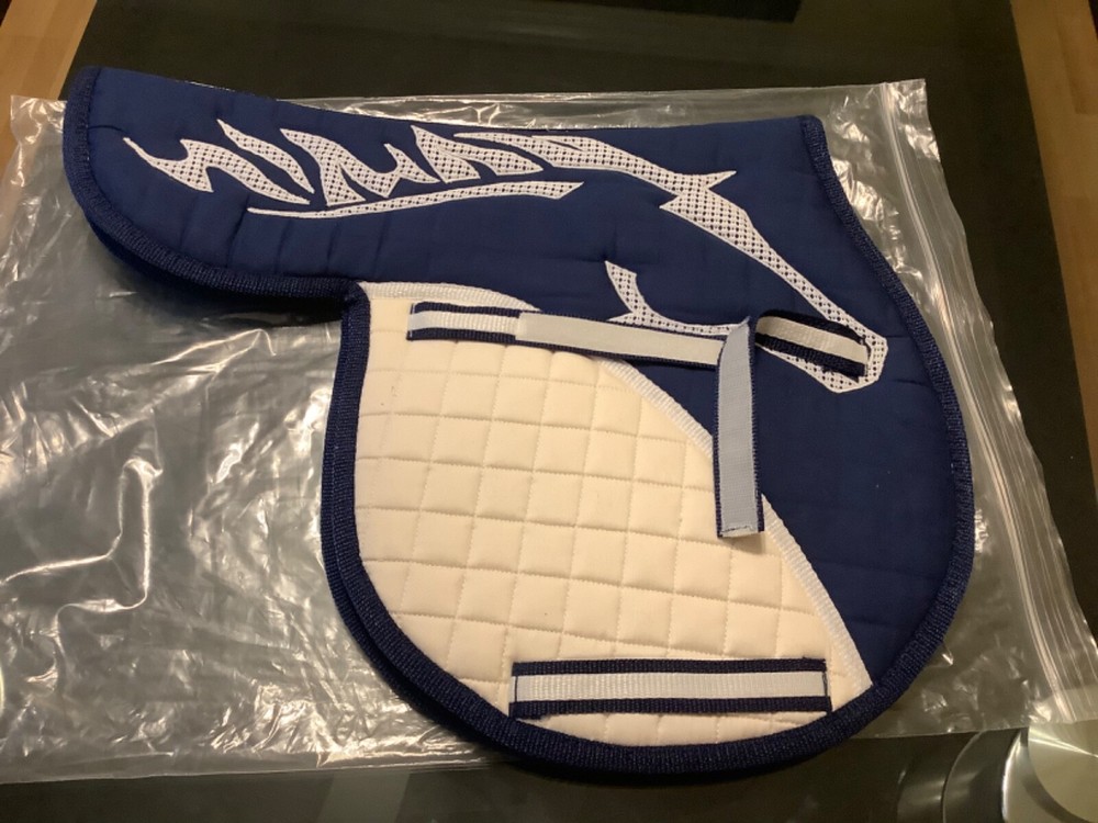 Saddle pad pony size