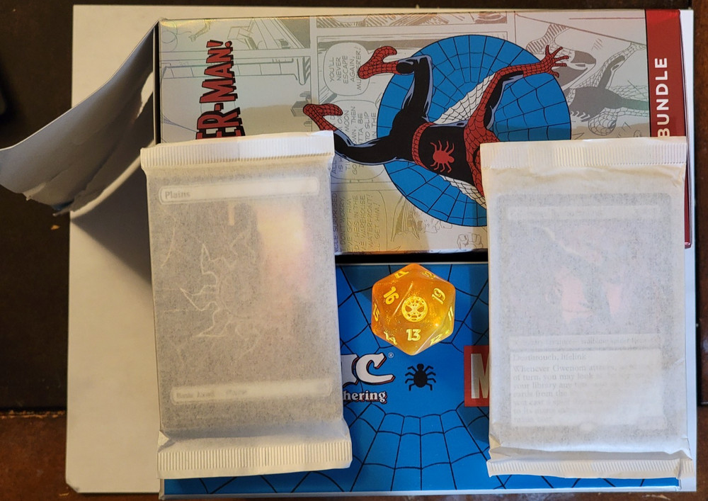 EMPTY GIFT BUNDLE BOX W/ PROMO PACK, LAND PACK, D20 AND MORE! *SPIDER-MAN*