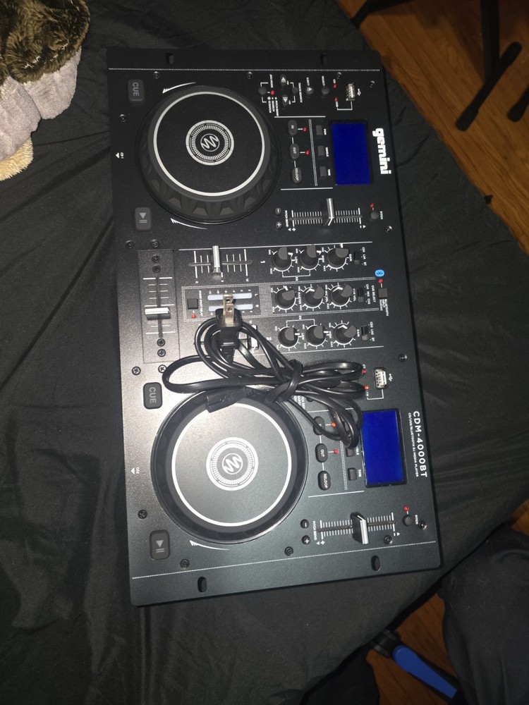 Gemini Cdm-4000bt CD/mp3/usb Bluetooth Media Player