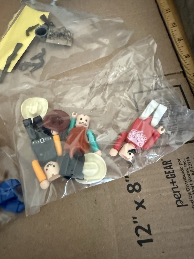 Western Playset 40 Pieces New, Open Box