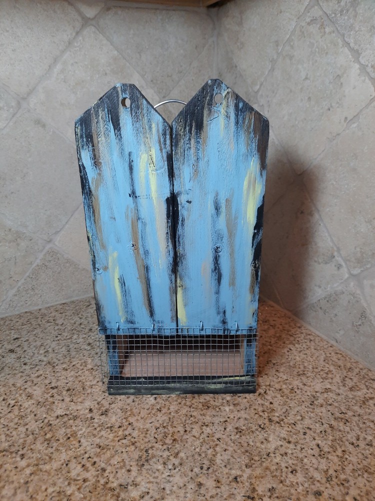 Church Birdhouse