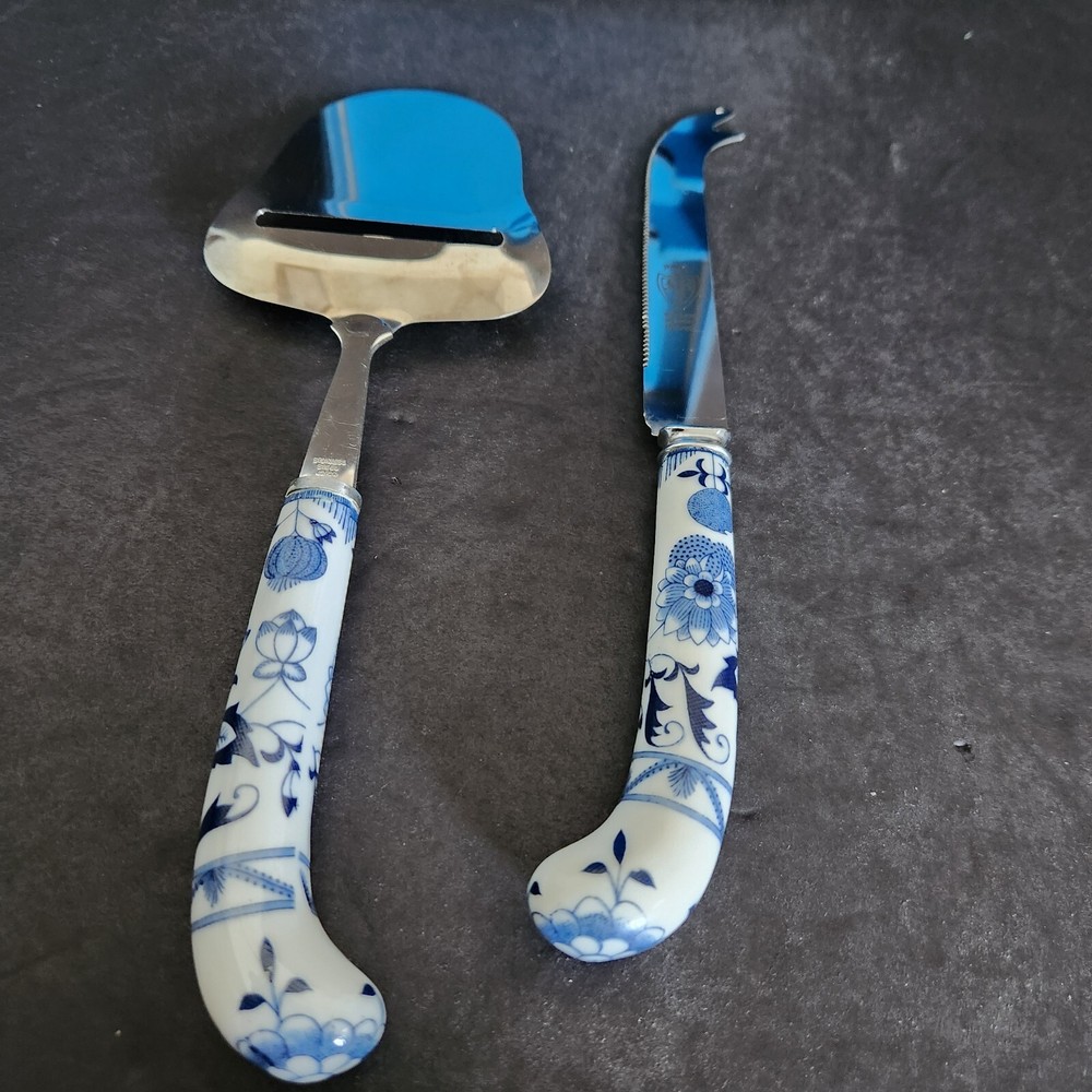 Blue Danube Cheese Plane And Knife In Box