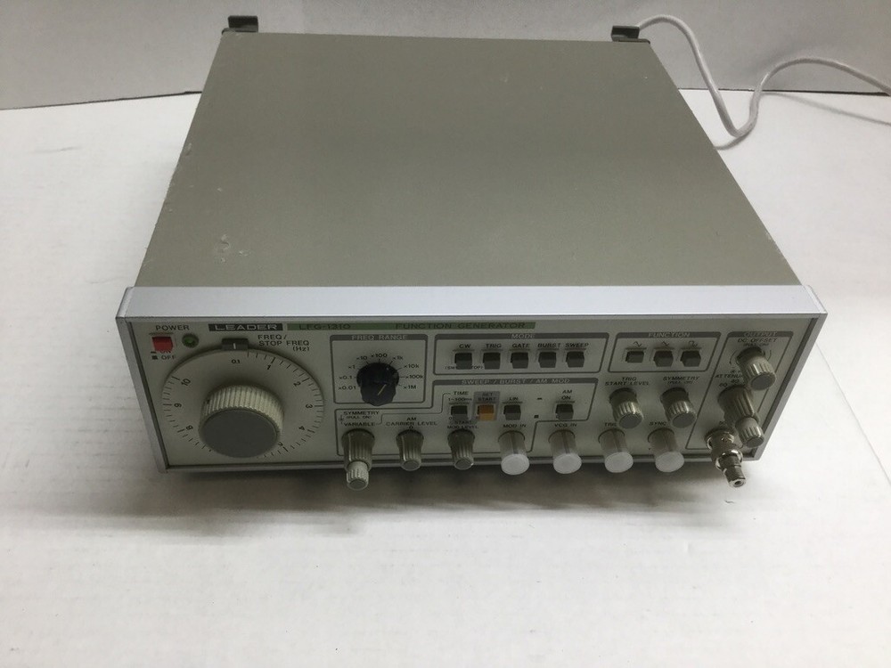 Leader LFG-1310 Sweep + Function signal generato