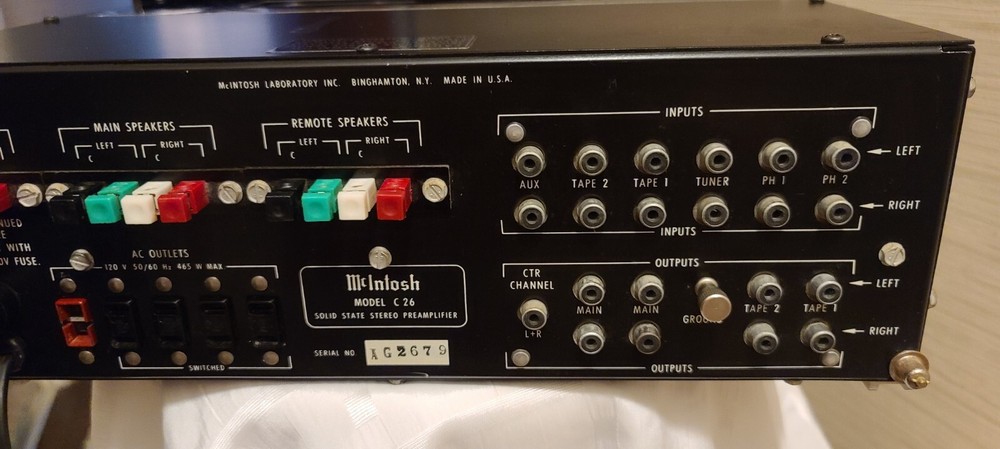 McIntosh C26 Solid State Preamplifier and Cabinet - Black/Walnut (1974)