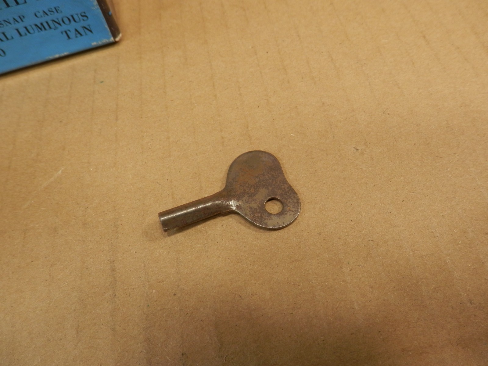 Vintage YAKITY-YAK TALKING CHATTERING TEETH Toy In Westclox Travette II Box