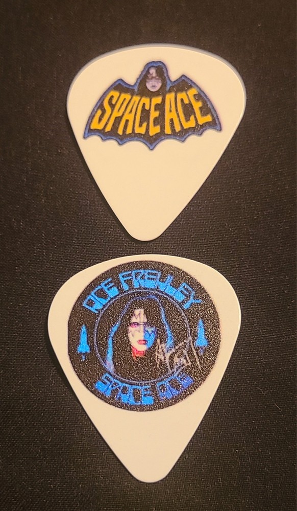 Space Ace Novelty Guitar Pick Ace Frehley Kiss Cool 2 Picks 1 Sided Makeup