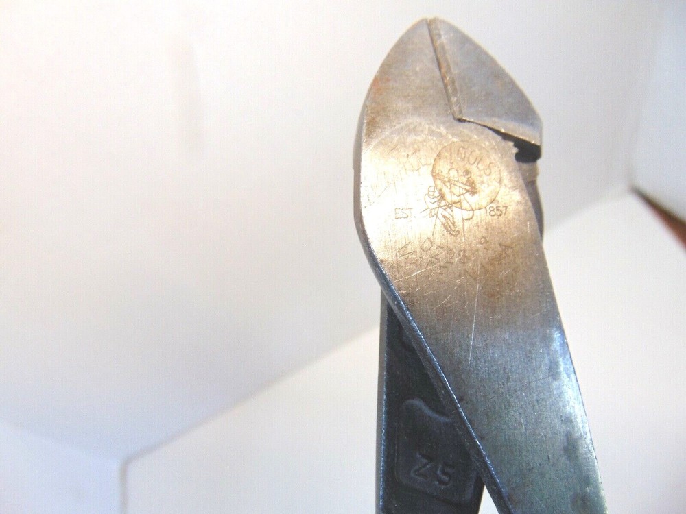 Klein Tools D228-8 High-Leverage Cutters