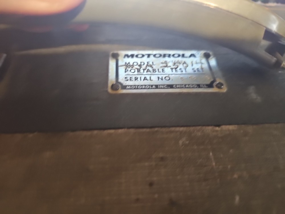 VINTAGE MOTOROLA Test Set Untested