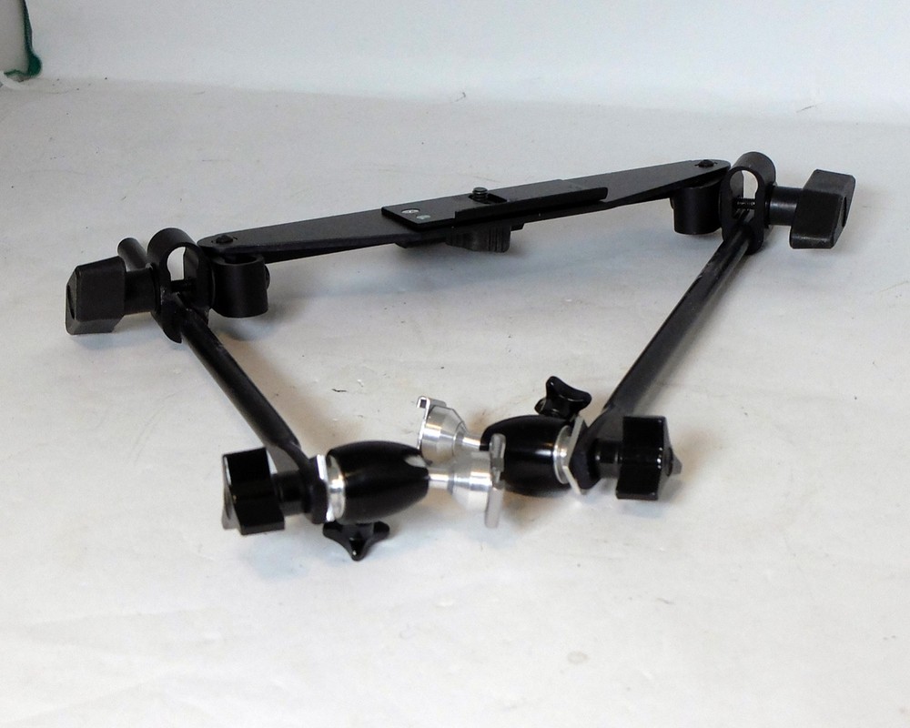 Stroboframe LP Macro Bracket Dual Flashes Vintage Used