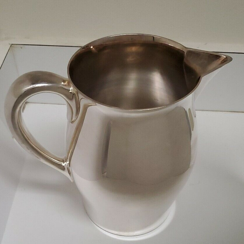 Vintage Reed & Barton 8" Pitcher Numbered 5660  Silverplate 9 1/2 HP  Pre-owned